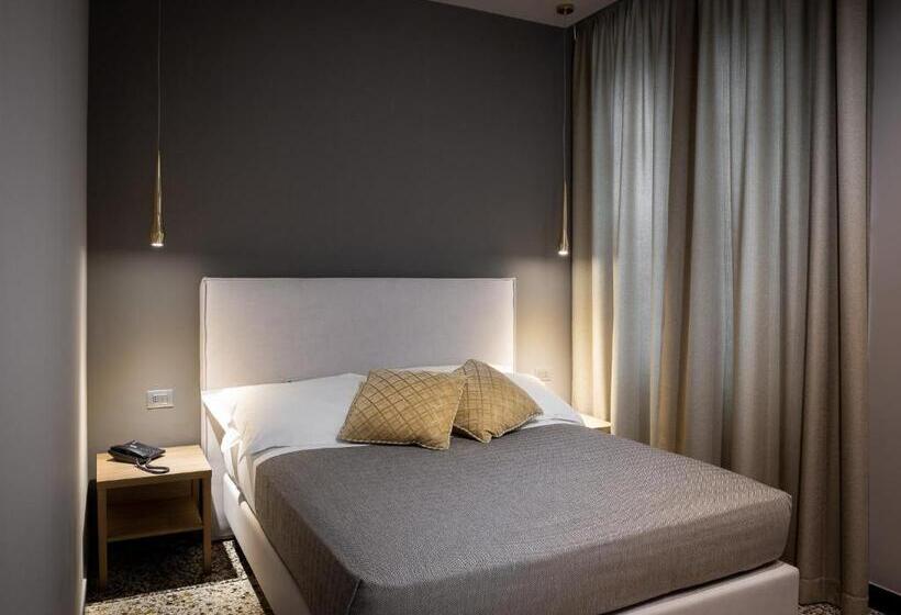 سوییت جونیور, Hnn Luxury Suites