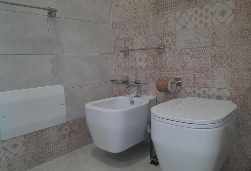 バルコニー付きスタンダードルーム, B&b Aloe Comfort Rooms