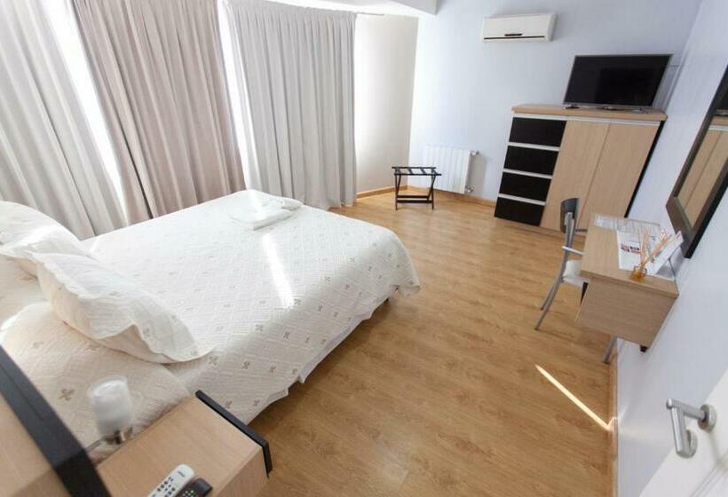 ２ベッドルームアパートメント, Apart Hotel Rivadavia 815