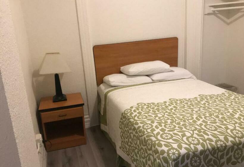 Quarto standard, Boston