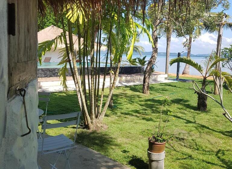 بانگلوی استاندارد با چشم‌انداز دریا, Sunrise Beach Resort