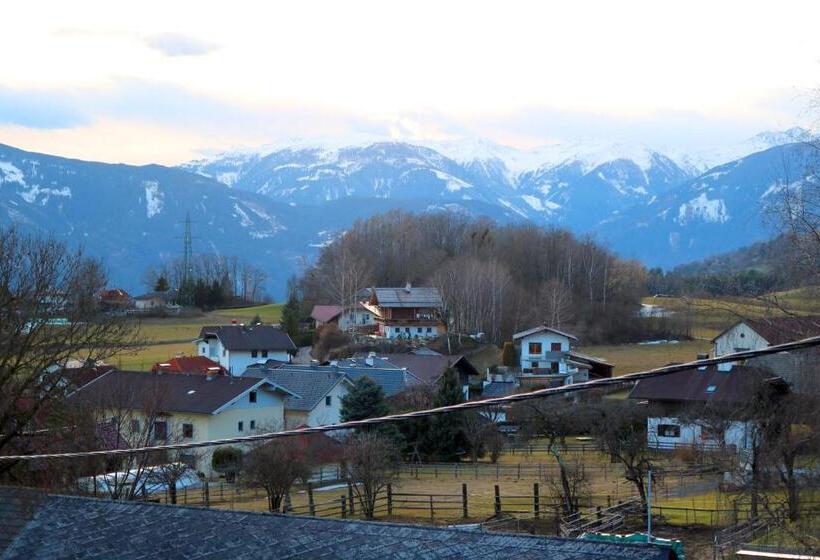 Семейный Номер, Pension Kärnten