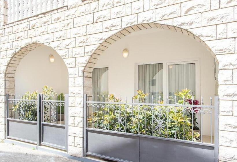 آپارتمان لوکس 1 خوابه, Villa Dieden