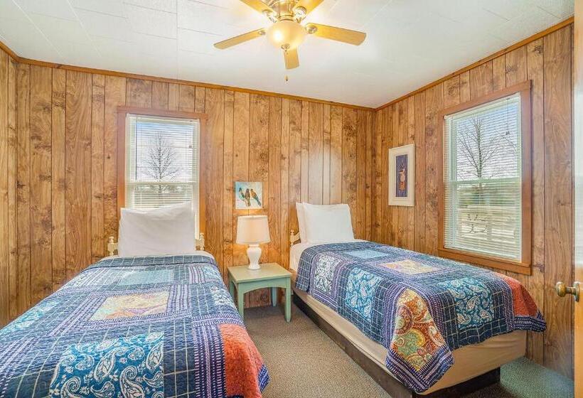 Дом 2 Спальни, Pleasant Valley Resort