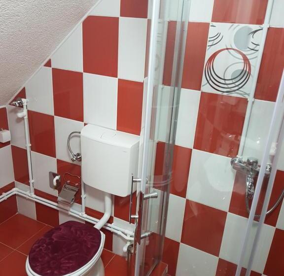 اتاق استاندارد یک نفره, Deluxe Studio & Rooms Zarubica
