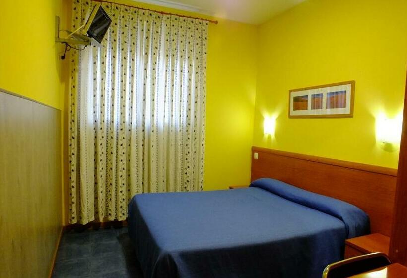 Номер Стандарт, Hostal Los Claveles