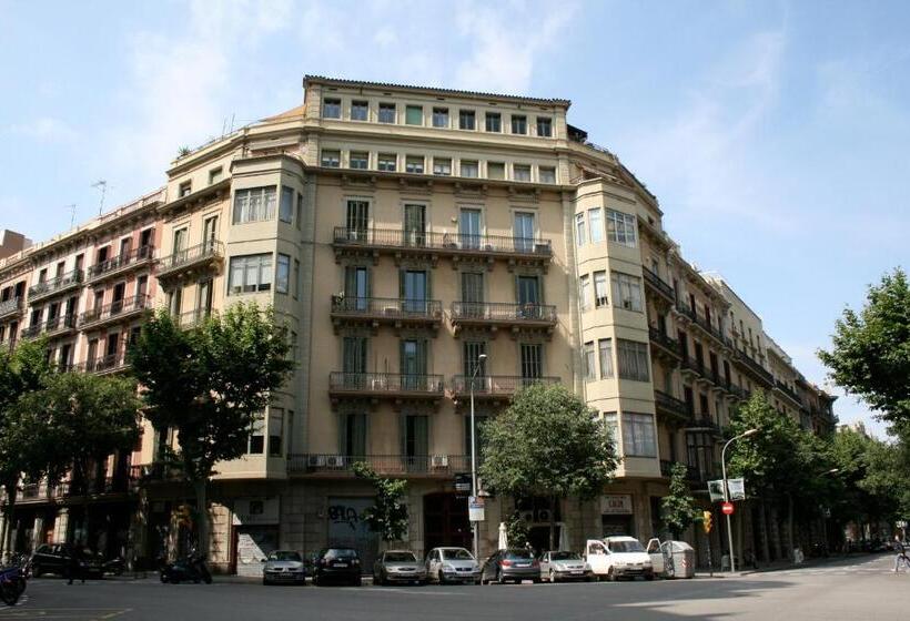 اتاق استاندارد یک نفره, Hostal Eixample