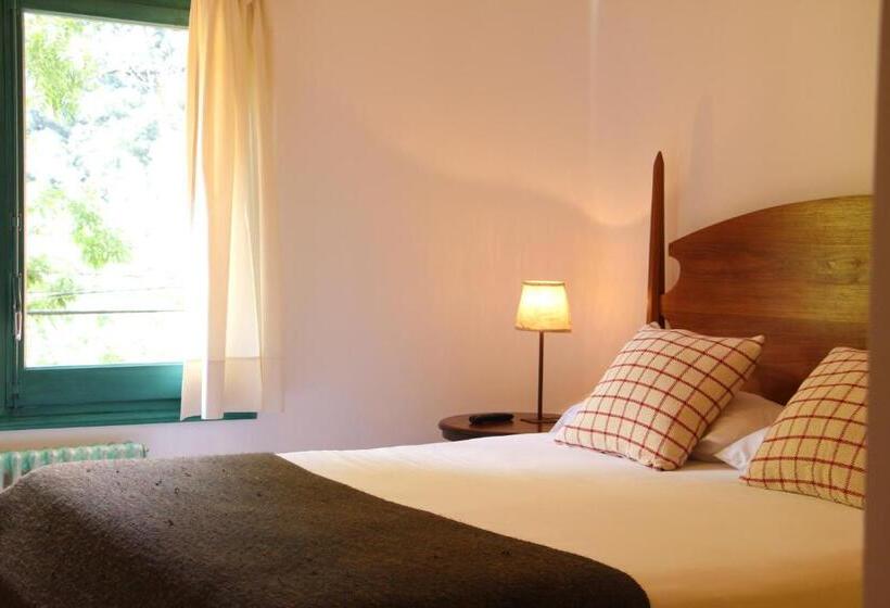 Номер Стандарт, Hostal L´ou De Reig
