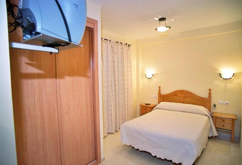 Номер Стандарт, Hostal Restaurante Hermanos Zamora