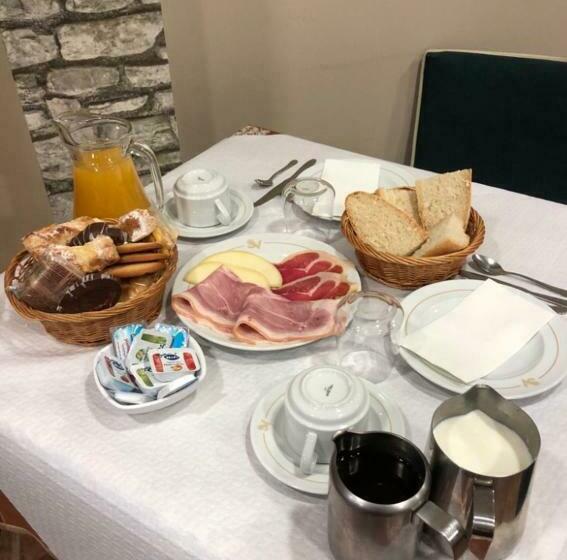 Номер Стандарт, Hostal Salones Victoria