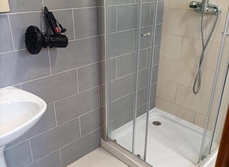 Номер Стандарт, Good Vibes  Lagos Guesthouse