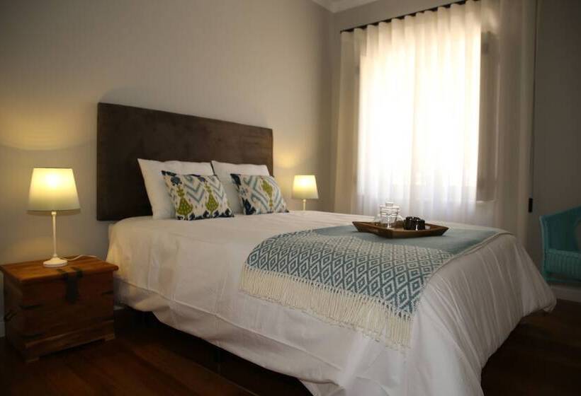 Номер Economy, Vila Louro