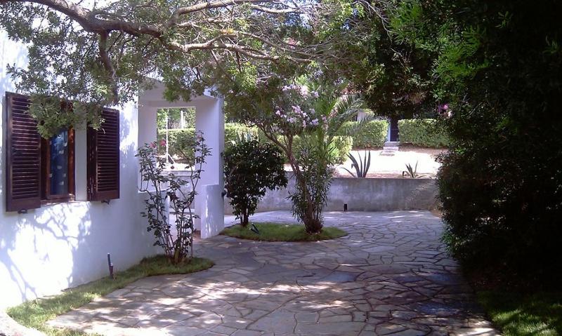 خانه 2 خوابه, Albatros