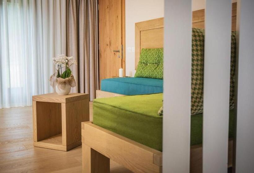 Quarto Superior Quádruplo, Agriturismo La Pertica