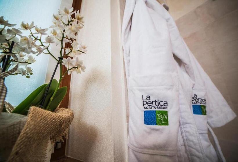 Люкс Вид на Сад, Agriturismo La Pertica