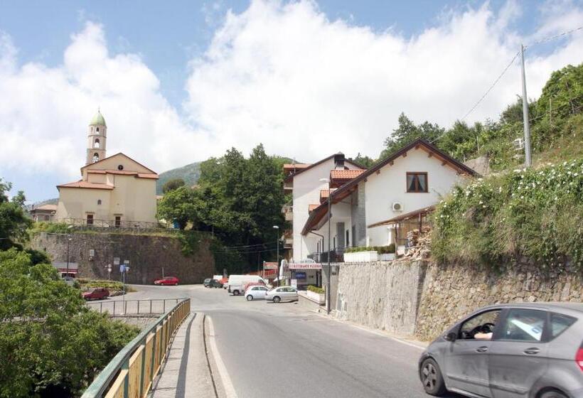 Трехместный Номер Классика, Gilda Inn Agerola