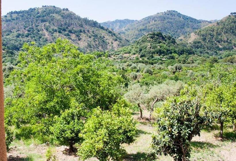 اتاق استاندارد با تراس, La Porta Delle Gole