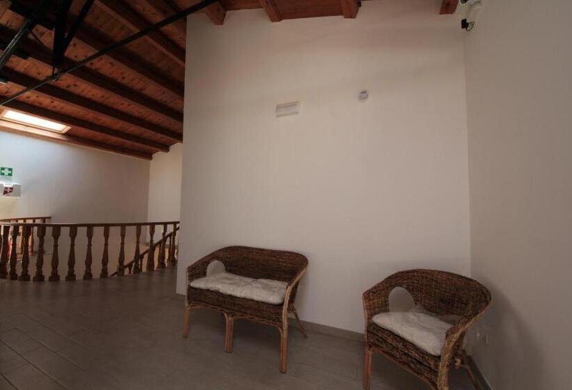 Economy Quadruple Room, Il Veliero