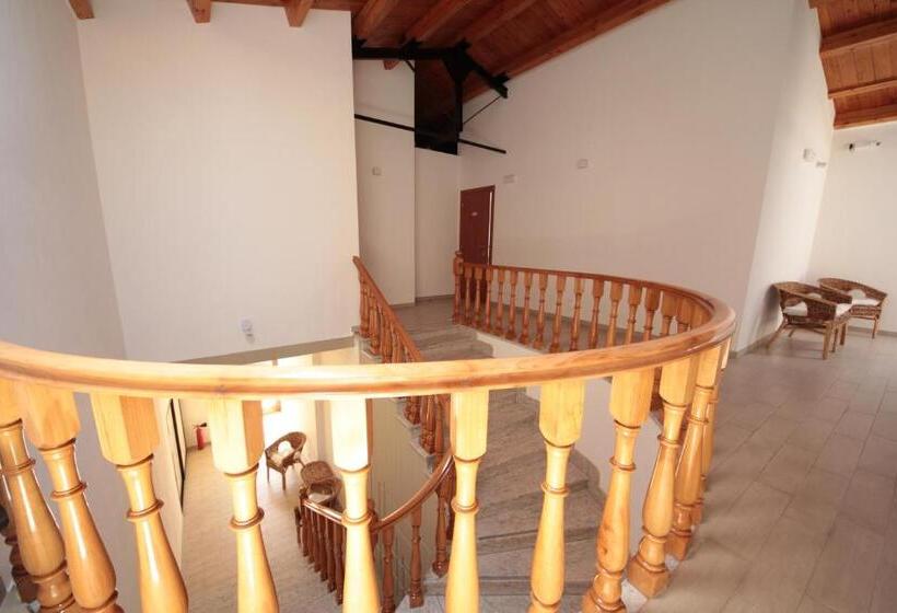 Economy Quadruple Room, Il Veliero