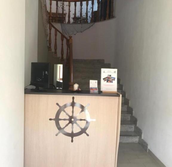اتاق کلاسیک چهارنفره, Il Veliero