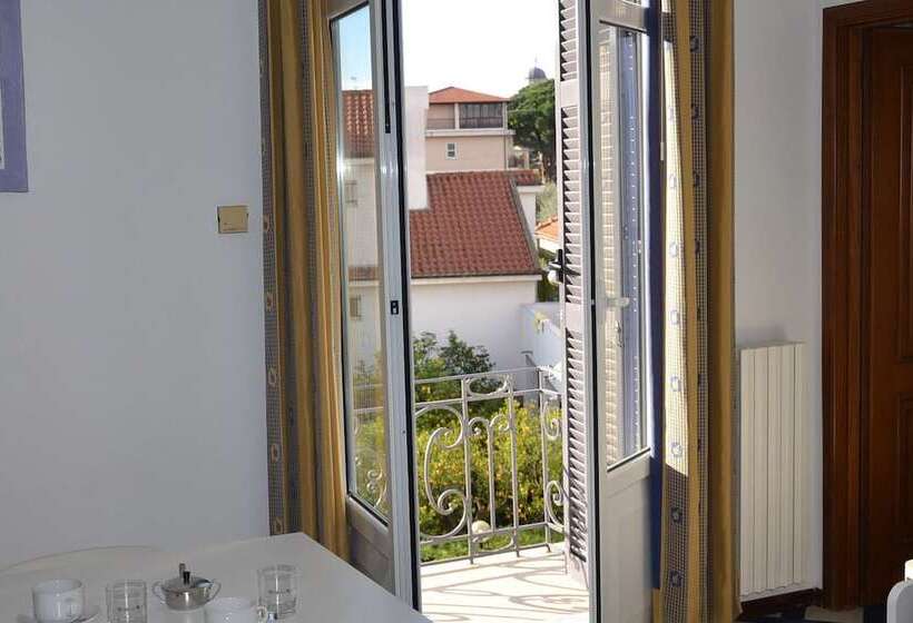 Студия Стандарт, Residence Villa Chiara