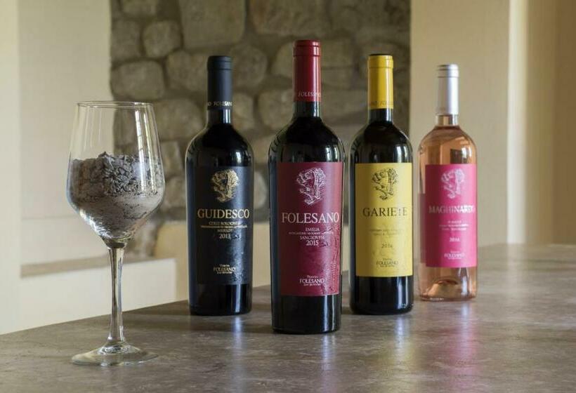 Дом 1 Спальня, Tenuta Folesano Wine Estate 13th Century