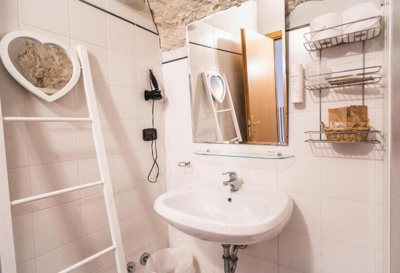 اتاق سوپریور, La Cantinota   Locanda De Manincor Rooms