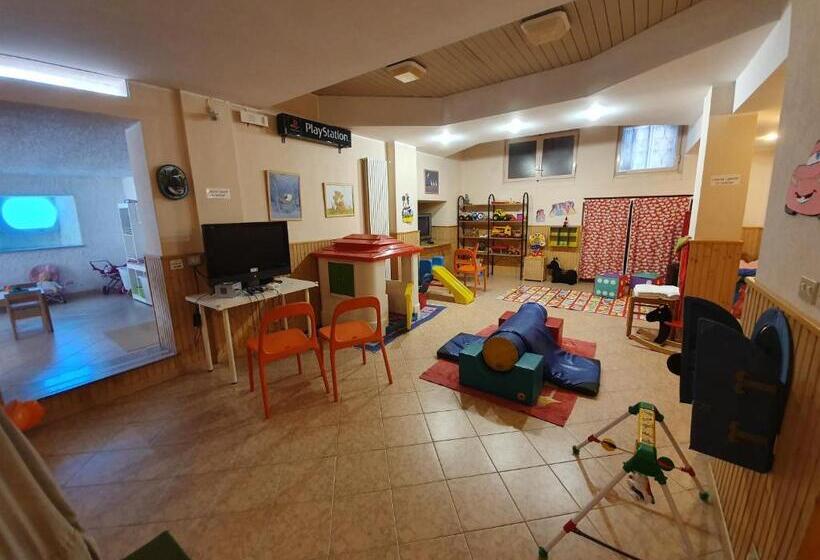 Апартаменты 2 Спальни с Балконом, Residence Olivotti