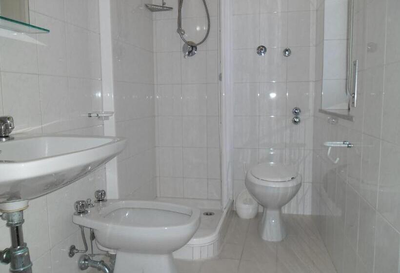 آپارتمان 1 خوابه با بالکن, Silvi Marina Sea Resort