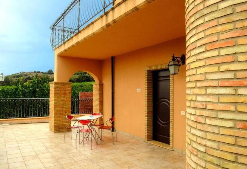 اتاق خانوادگی, Tenuta Bellaprima Caltagirone