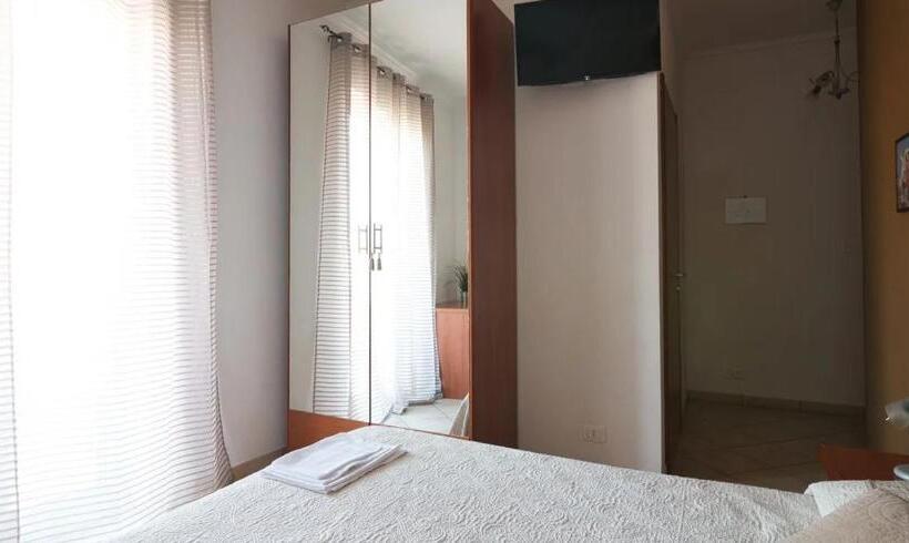 Номер Стандарт с Балконом, La Casa Degli Artisti 1