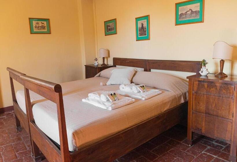 Номер Стандарт Трехместный, Agriturismo Montevecchio Isolani