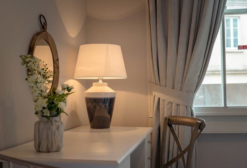 Номер Стандарт, Anabelle's Guest House