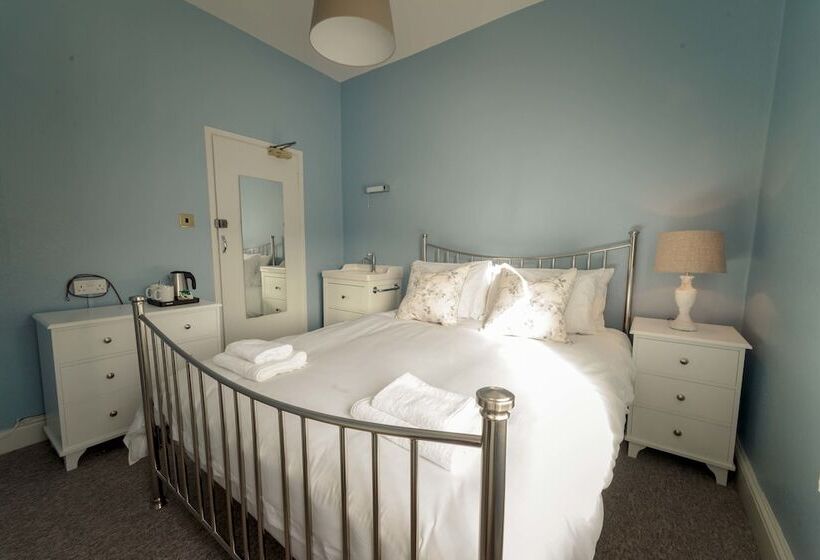 Номер Стандарт Совместная Ванная, Anabelle's Guest House