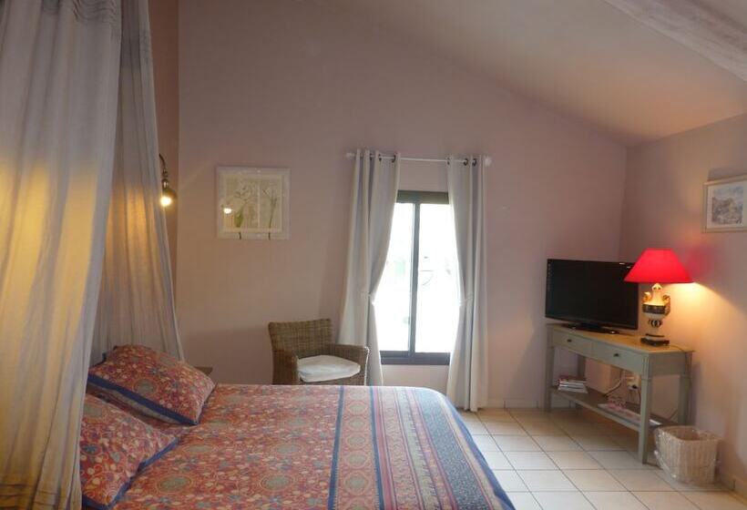 Номер Стандарт, Chambres Du Vieux Bistrot