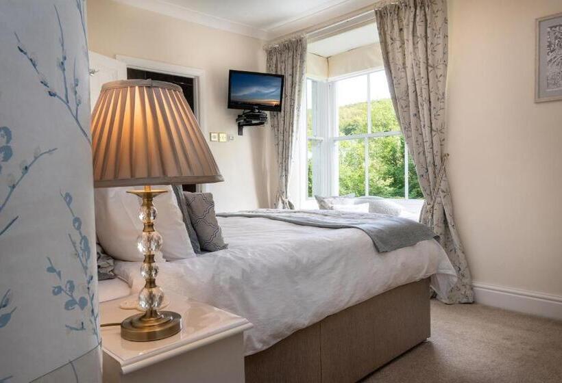 Номер Стандарт, Afon Rhaiadr Country House