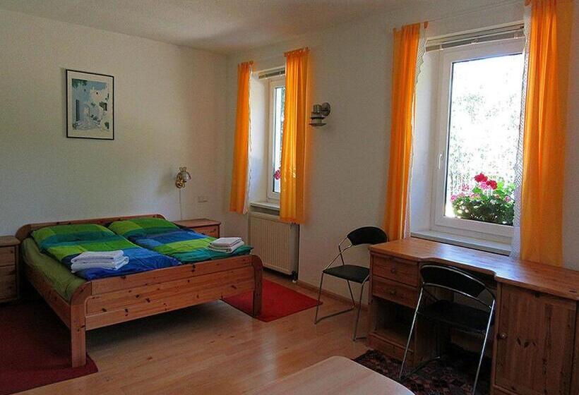 דירת חדר, Die Sprachpension   The Language Guesthouse