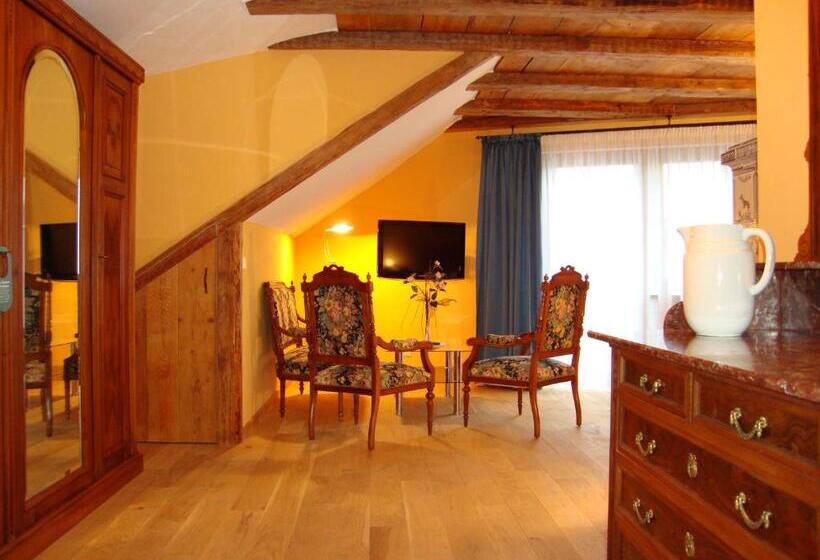 Люкс Повышенной Комфортности, Historisches Genusshotel Löwen