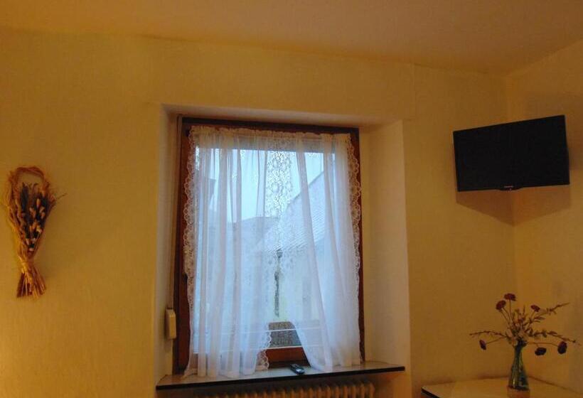 Номер Стандарт, Gasthaus Rebstock