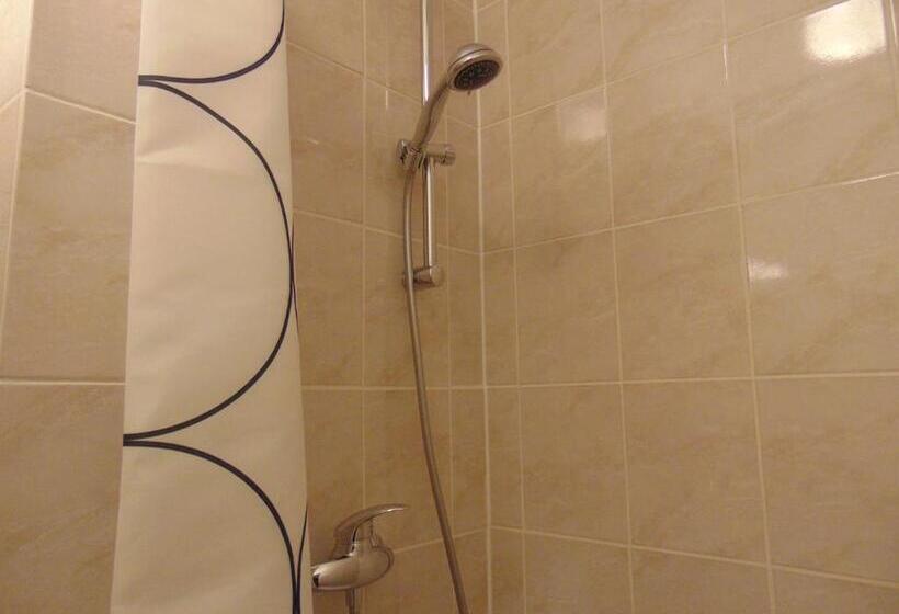 Апартаменты 2 Спальни, Gasthaus Rebstock