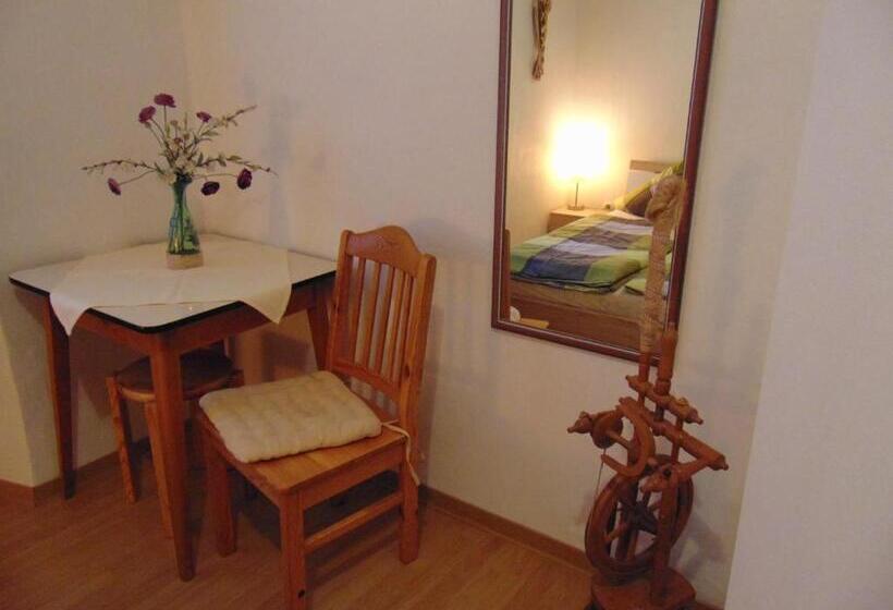 Апартаменты 2 Спальни, Gasthaus Rebstock