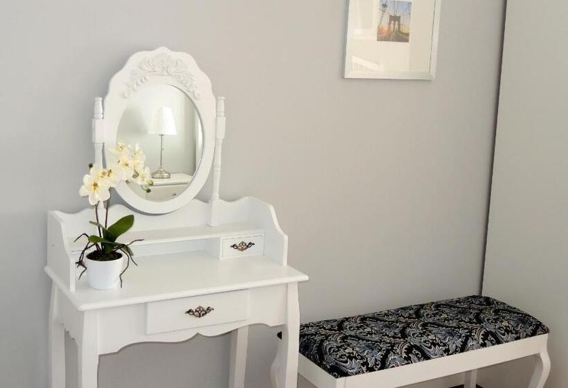 Apartamento 1 Dormitório, Merkel Villa Apartamente