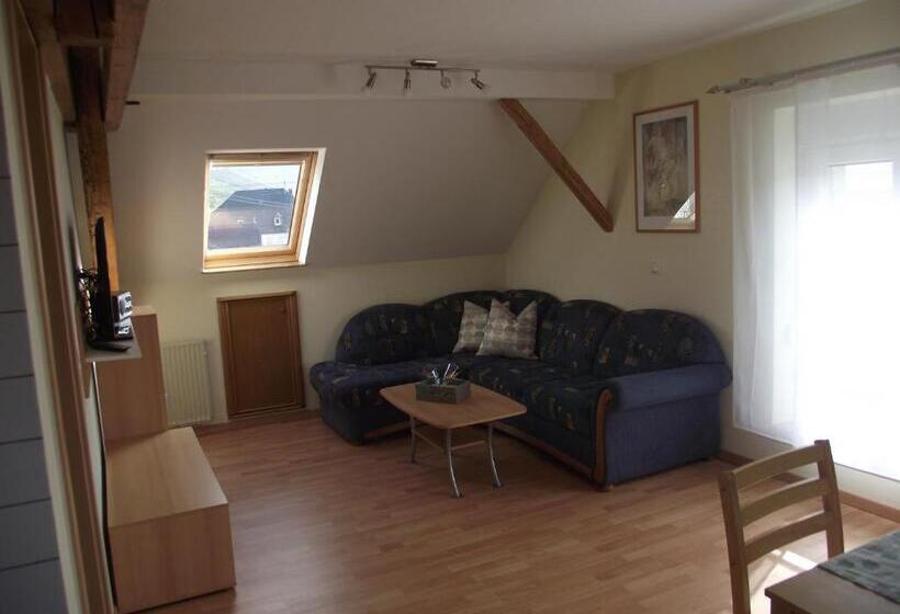 スイート, Ferienhaus Schneiders