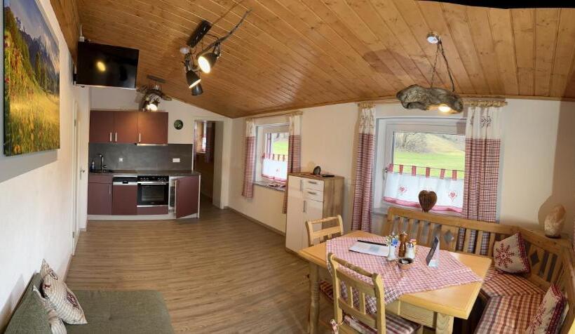 آپارتمان 1 خوابه, Pension Alpenstern