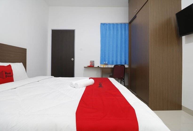 Номер Economy, Reddoorz Plus Near Kepri Mall