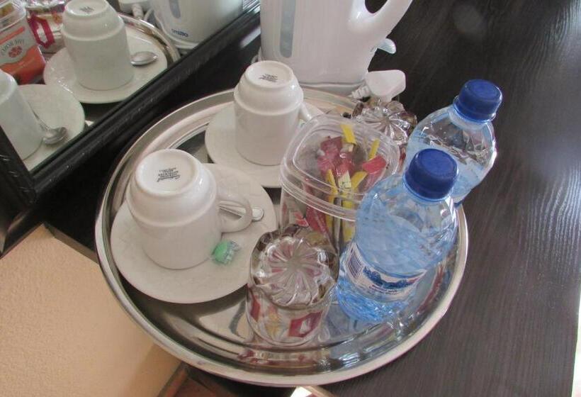 Quarto Estandar, Oasis Of Life Guest House