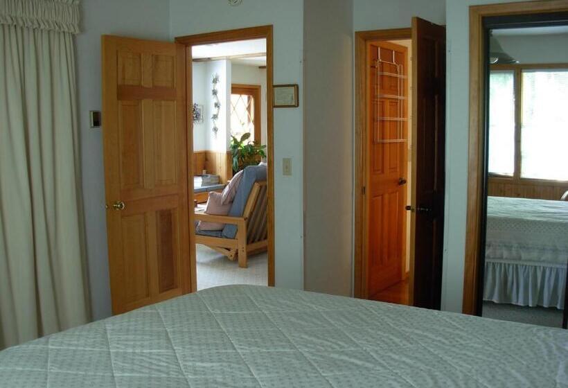 자쿠지 스위트, Alaska Chalet Bed & Breakfast