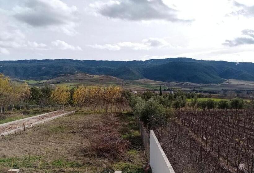 חדר אקונומי, La Perle D'ifrane