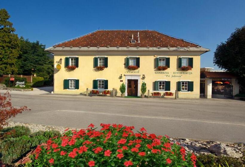 سوییت, Guesthouse Avsenik