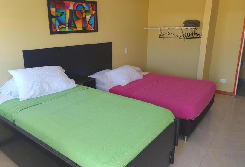 标准三人间, Victoria S Gennie Bay Village Hostal